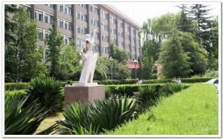 校园雕塑