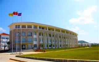三亚理工职业学院5