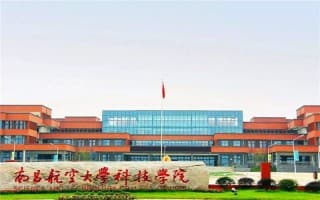 校门1