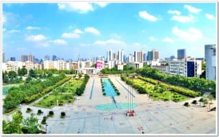 南华广场