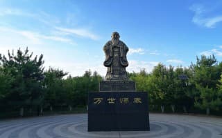 孔子像