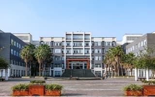 大门